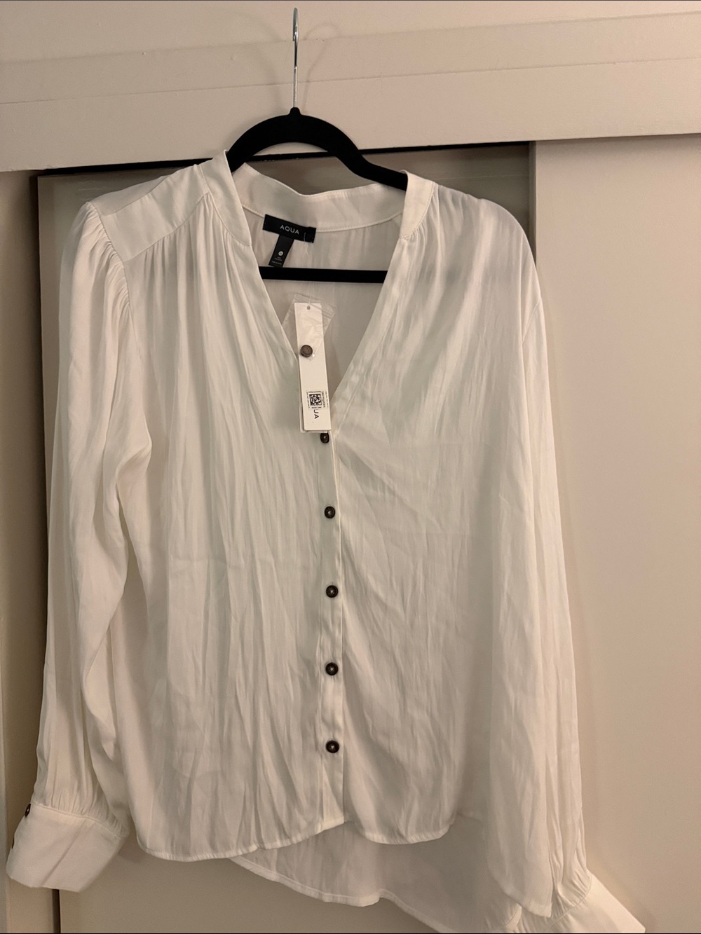 Aqua White V-Neck Button Front Women's Blouse BMWT